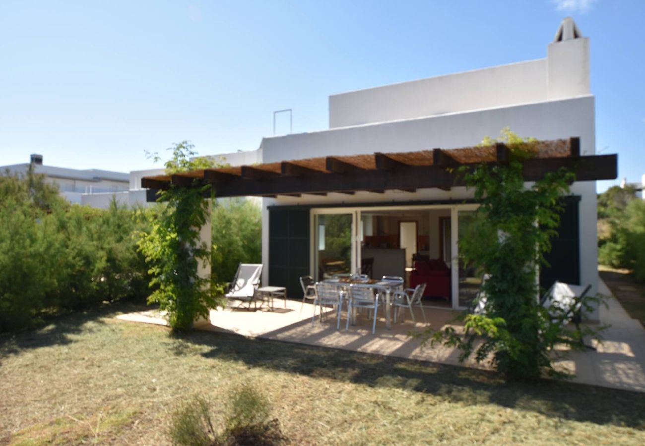 Villa en Biniancolla - Biniancolla Iris villa with communal pool