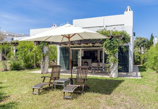 Villa en Biniancolla - Biniancolla Heura villa with communal pool