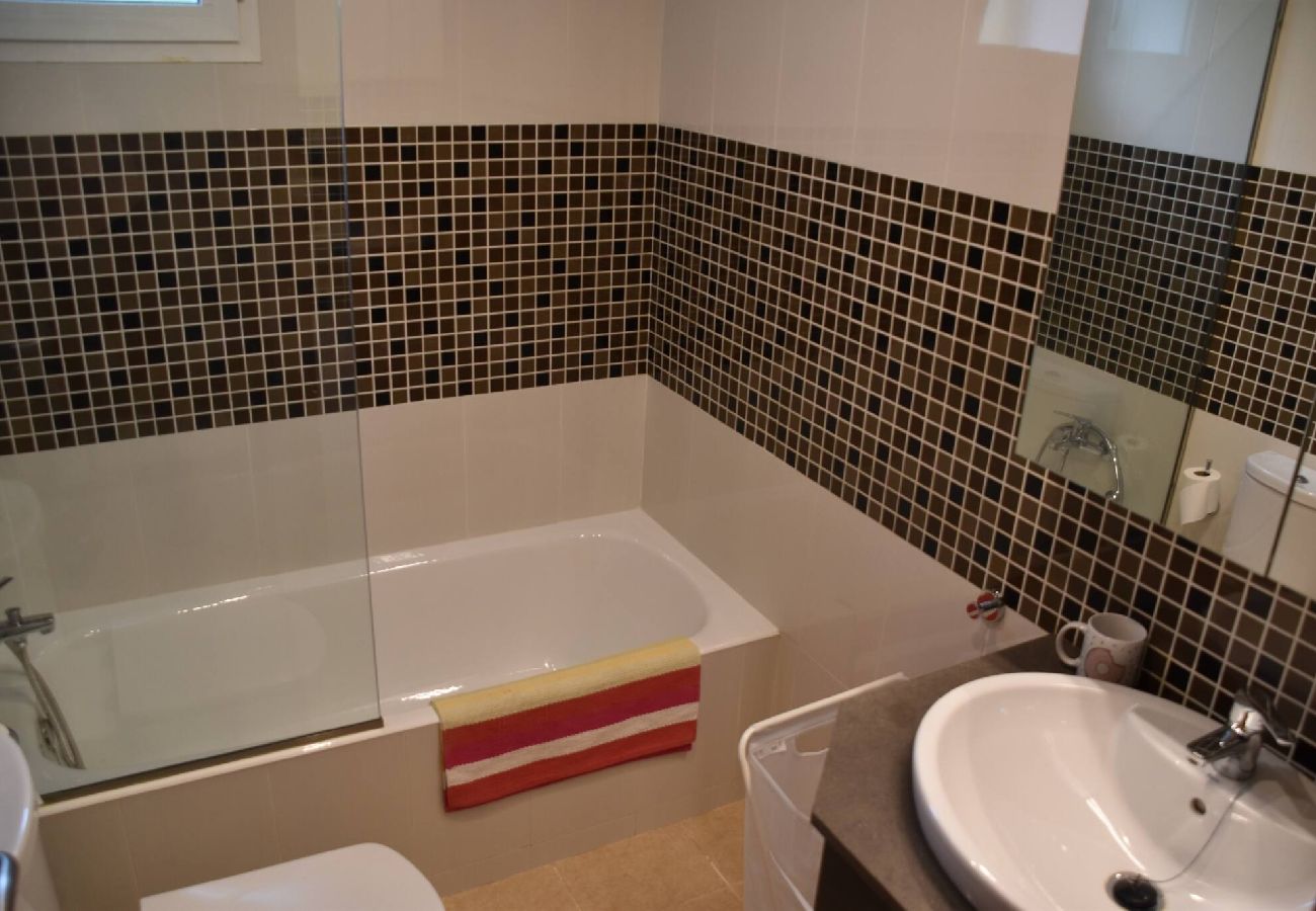 Villa en Biniancolla - Biniancolla Heura villa with communal pool