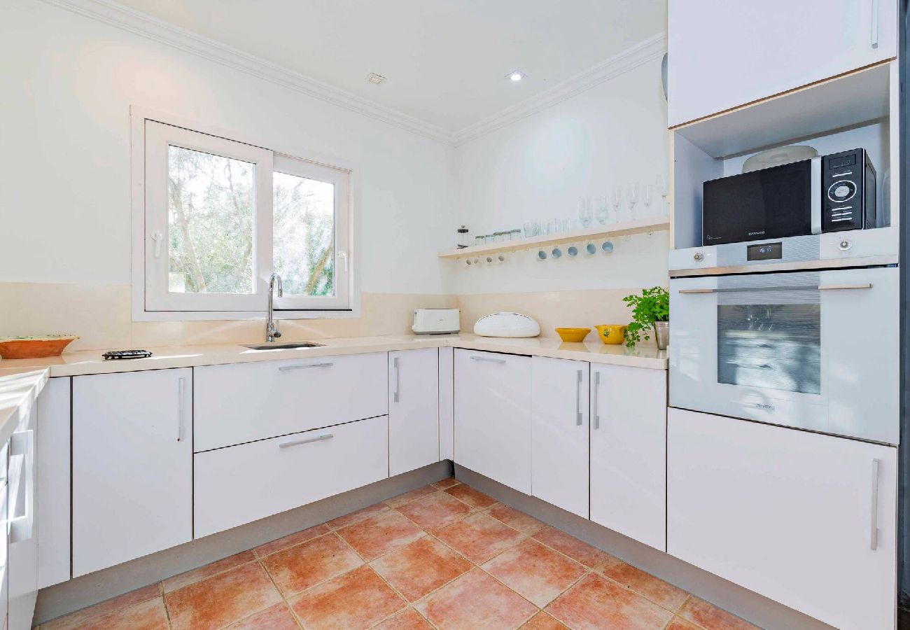 Villa en Es Castell - Villa Rosa — Garden & Pool Retreat