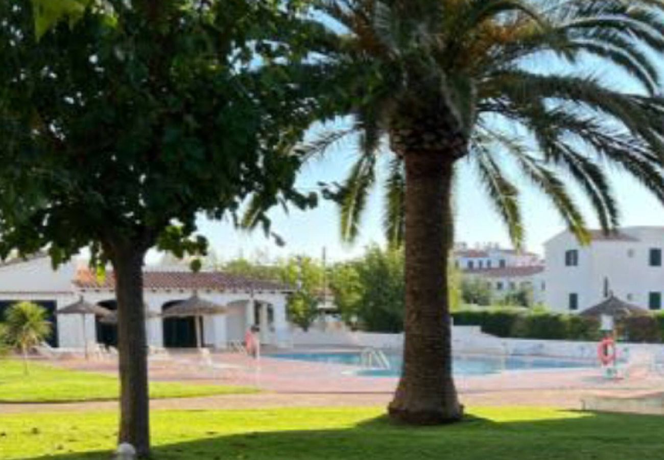 Apartamento en Es Mercadal - Apto 2 habitaciones (piscina y aire acondicionado) 