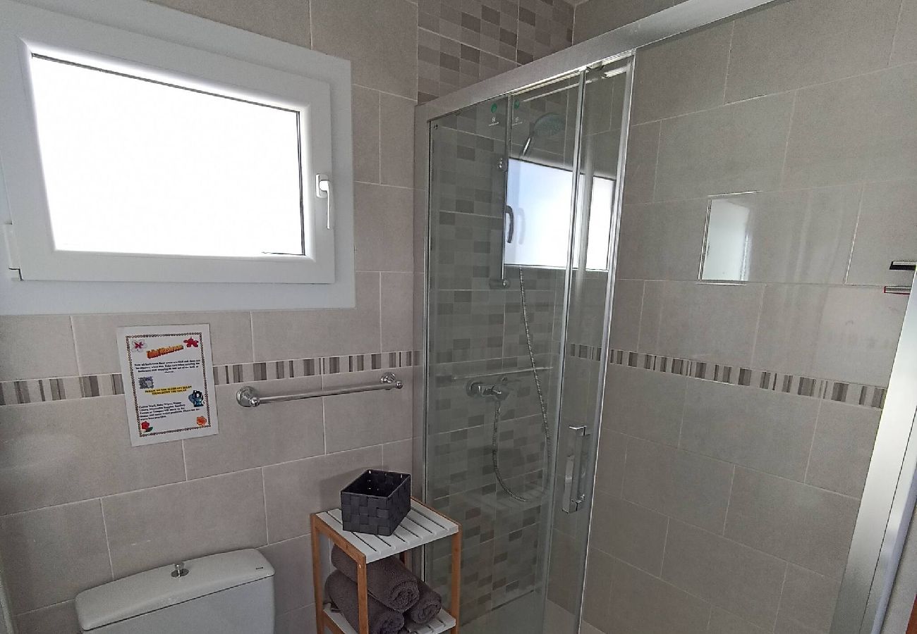 Apartamento en Es Mercadal - Apto 2 habitaciones (piscina y aire acondicionado) 