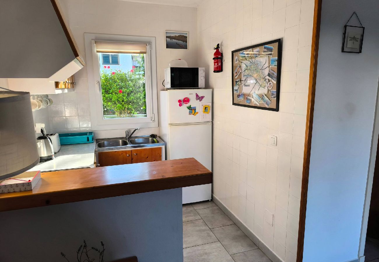 Apartamento en Es Mercadal - Apto 2 habitaciones (piscina y aire acondicionado) 