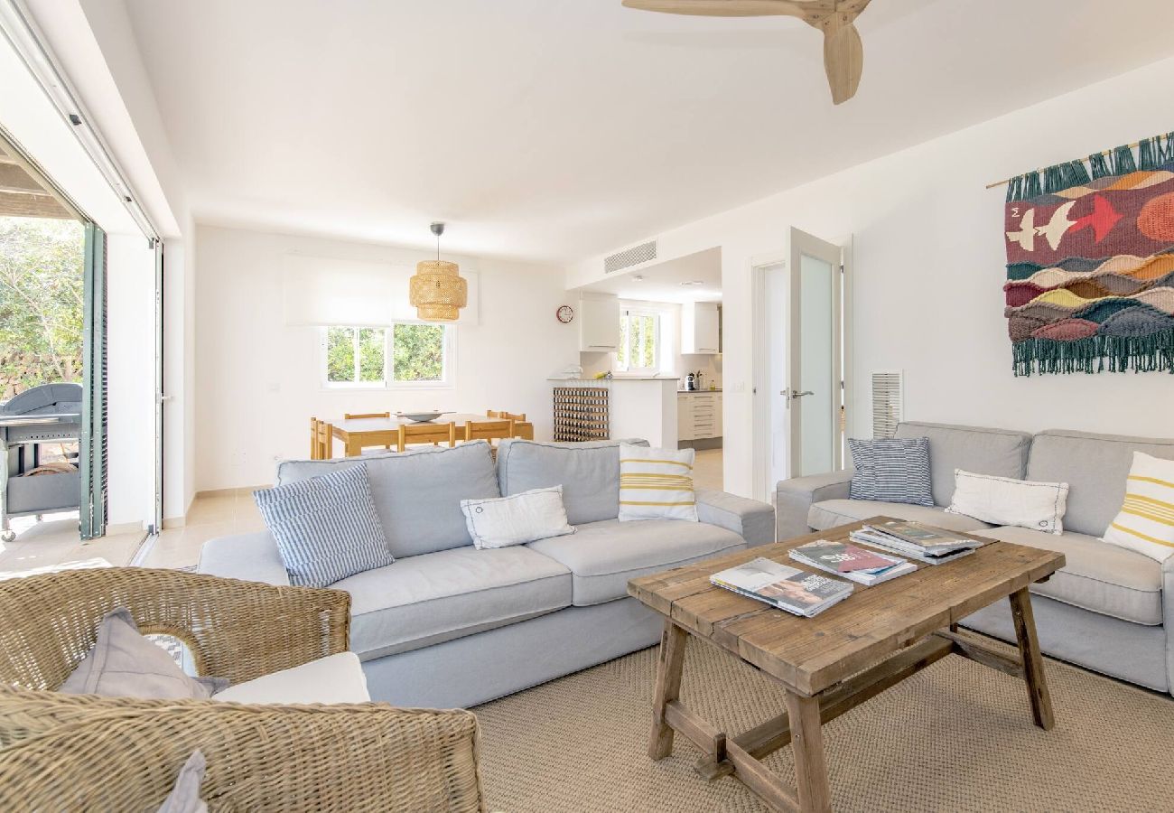 Villa in Biniancolla - Biniancolla Ginesta villa with communal pool