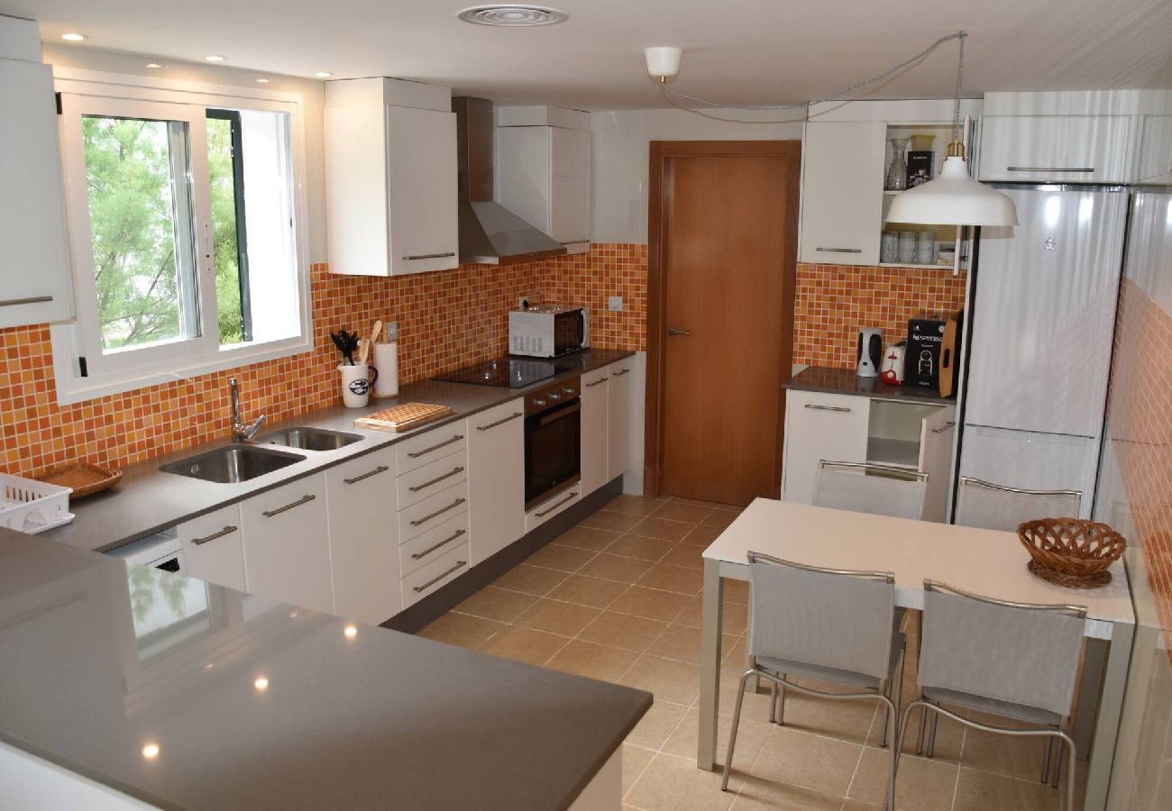 Villa in Biniancolla - Biniancolla Heura villa with communal pool