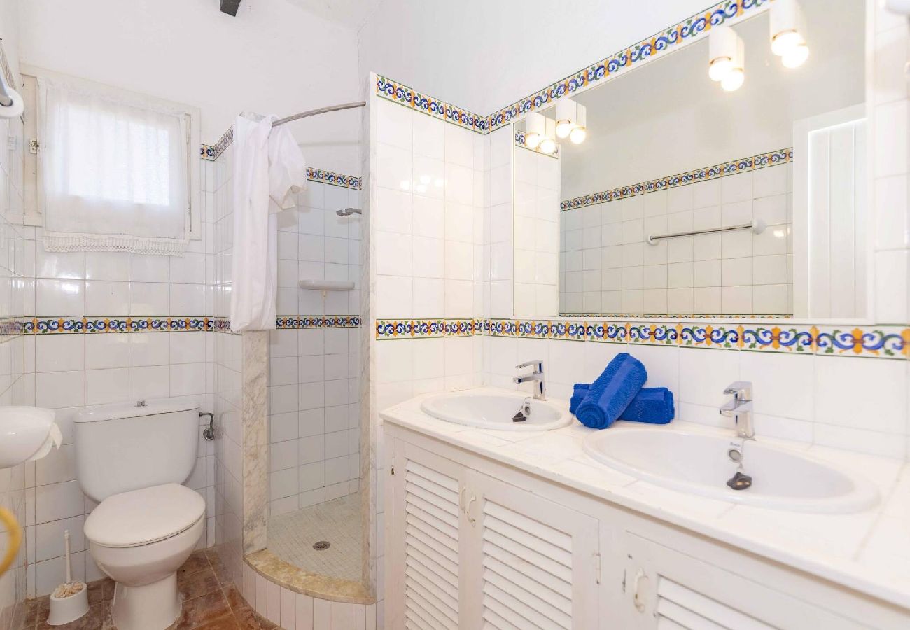 Villa in Binisafua - Es Cantell