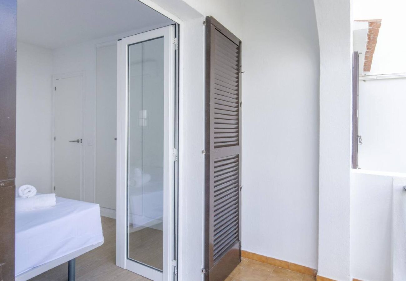 Appartamento a Alaior - Siesta Mar 2  Family Apt 53 HAB 3