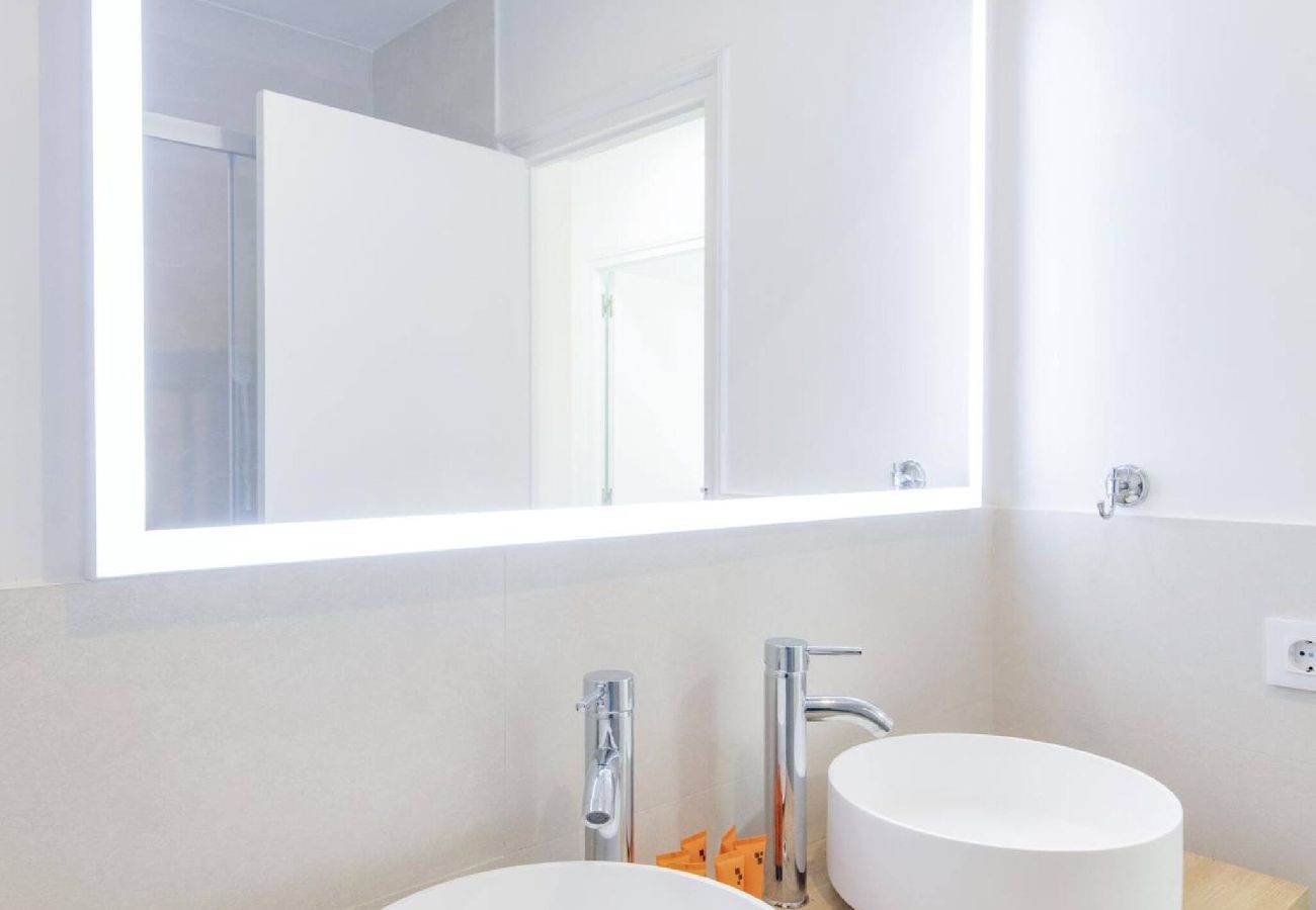 Appartamento a Alaior - Siesta Mar 2  Family Apt 53 HAB 3