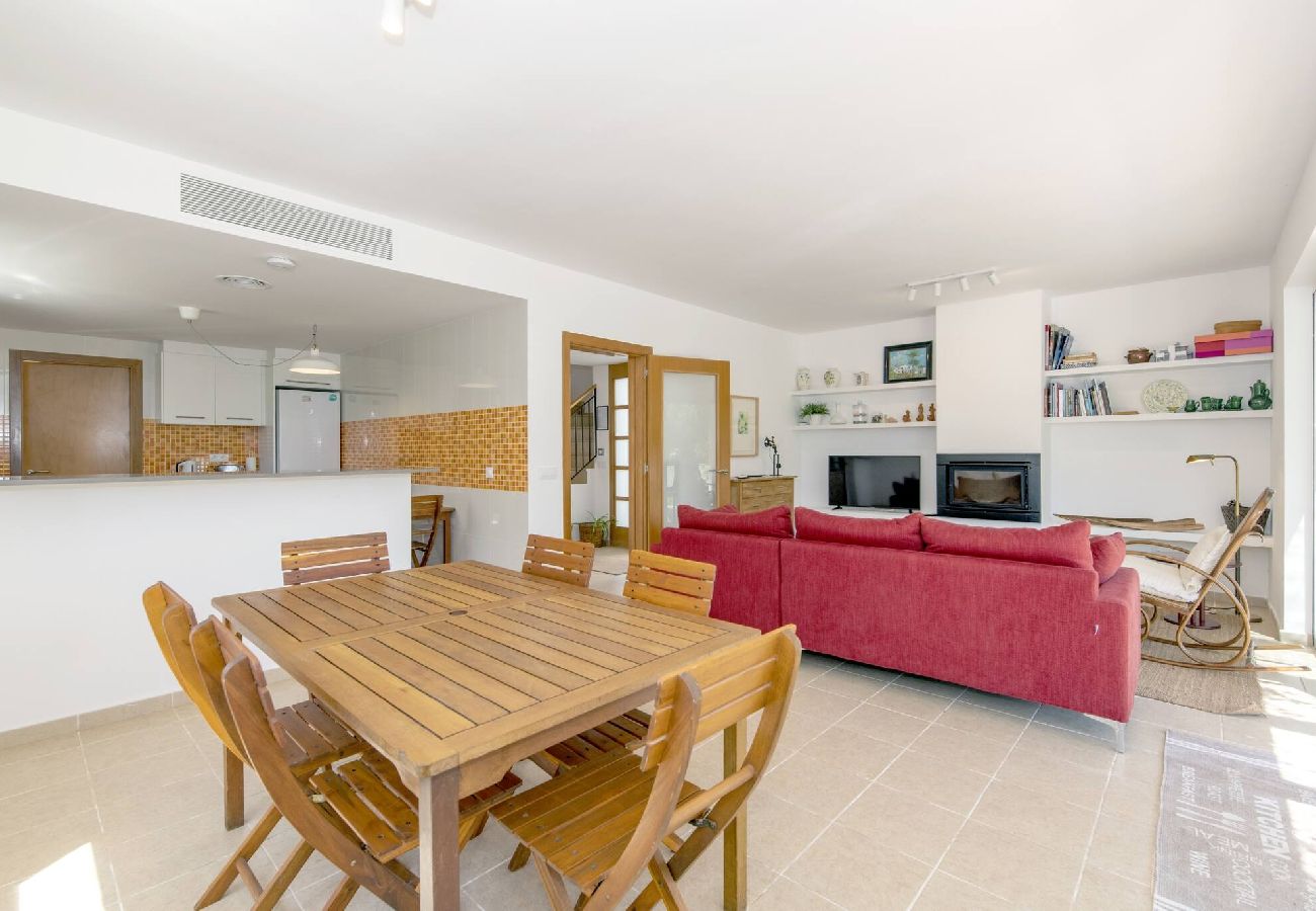 Villa a Biniancolla - Biniancolla Iris villa with communal pool