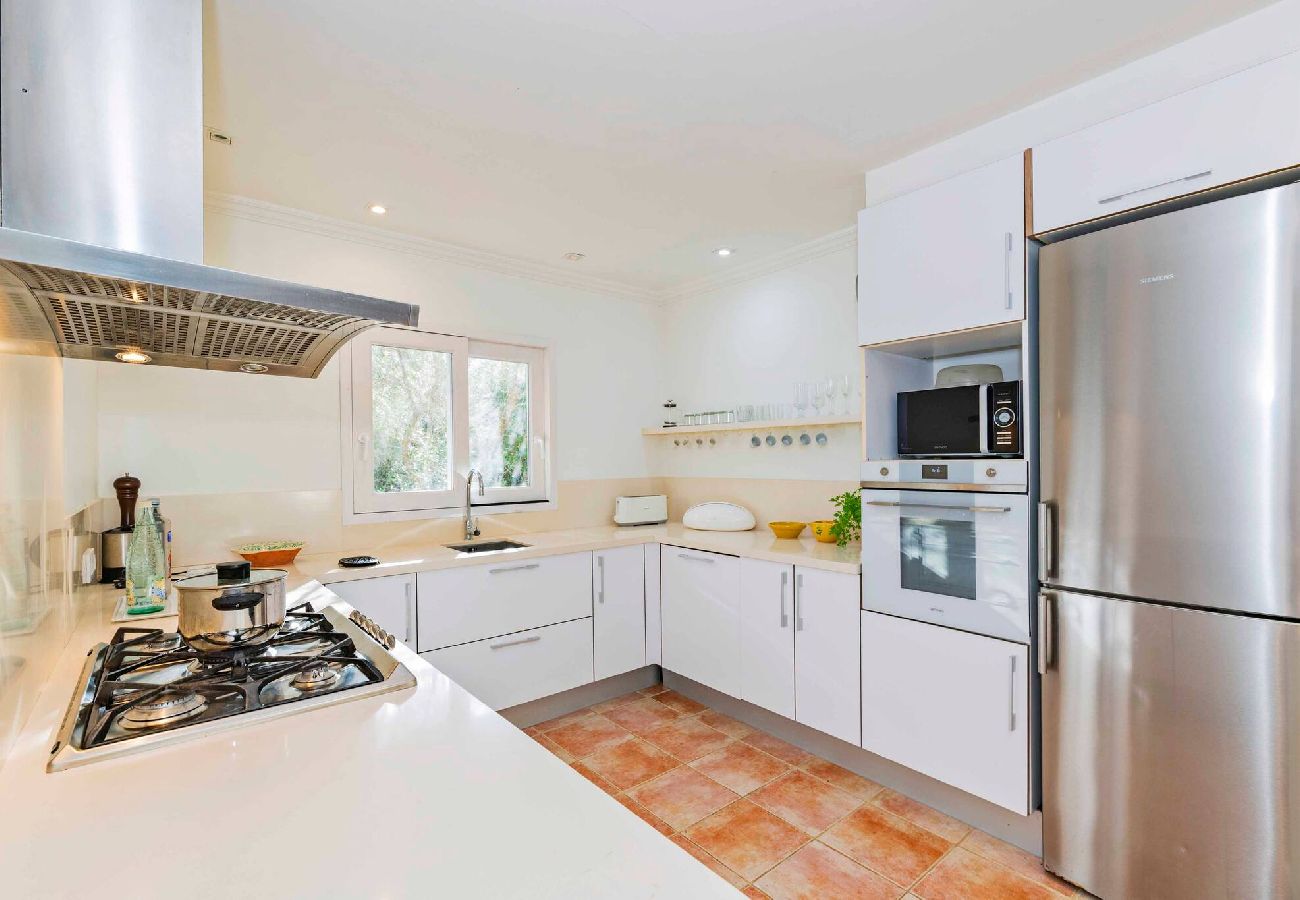 Villa a Es Castell - Villa Rosa — Garden & Pool Retreat