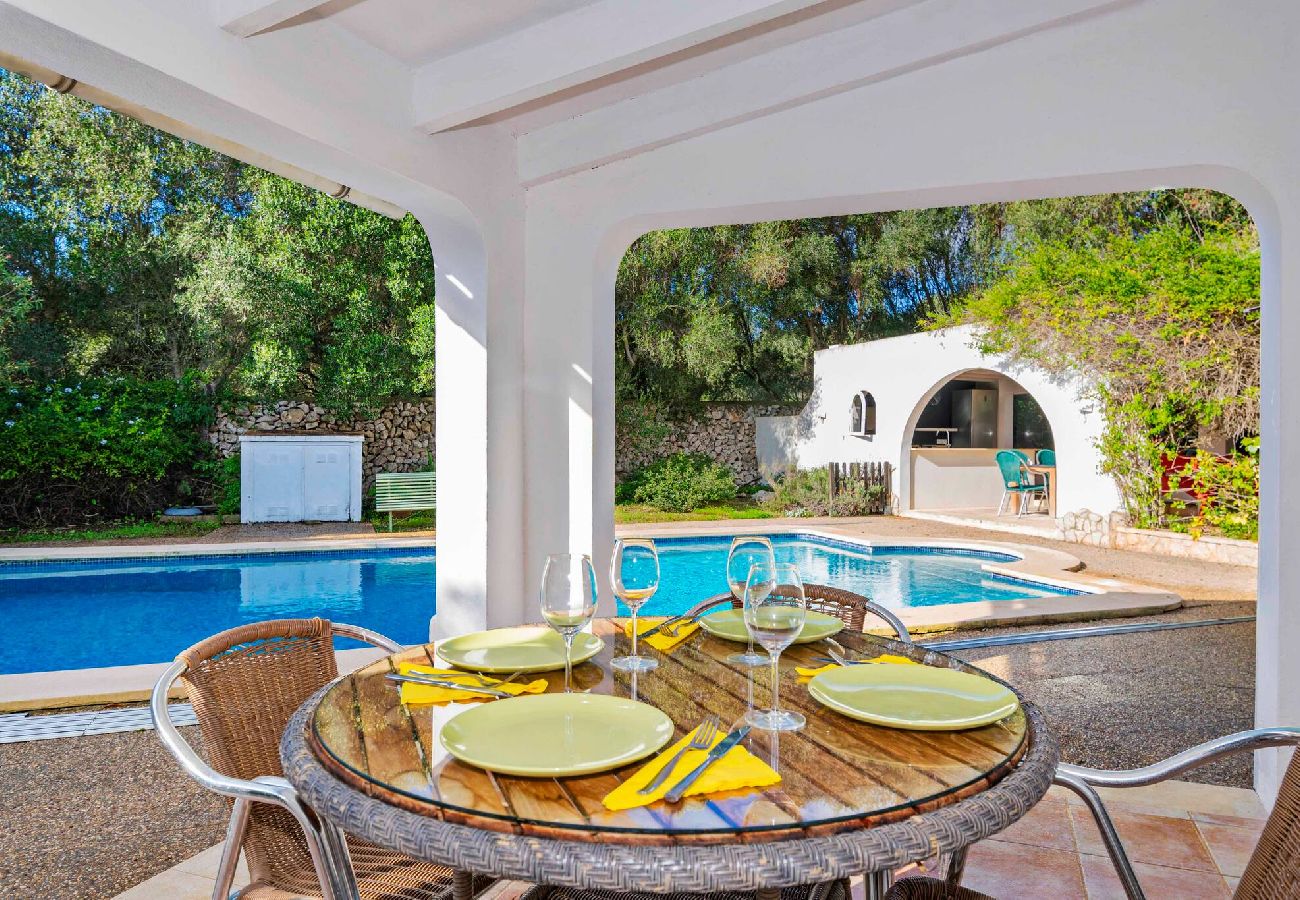 Villa a Es Castell - Villa Rosa — Garden & Pool Retreat