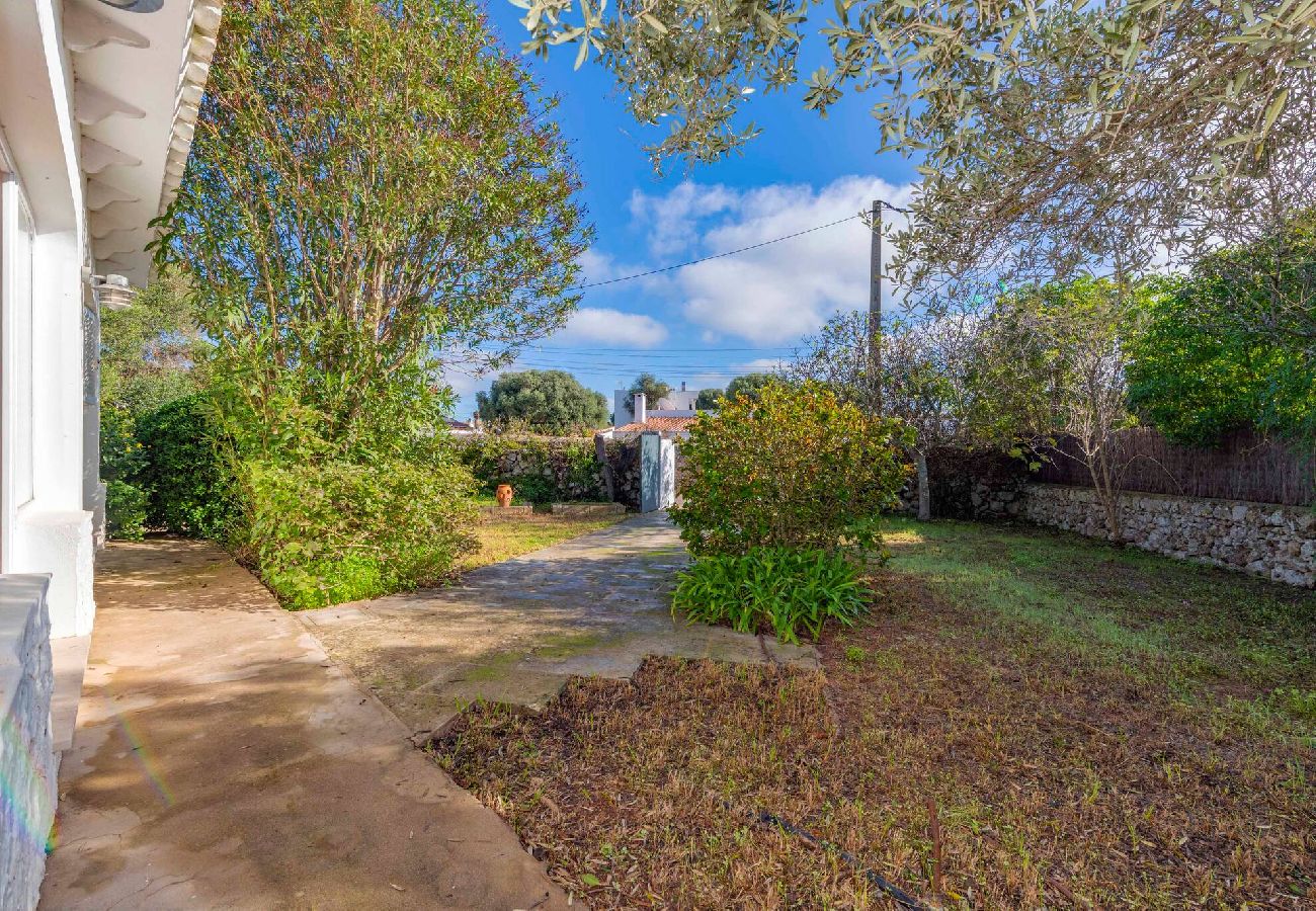 Villa a Es Castell - Villa Rosa — Garden & Pool Retreat