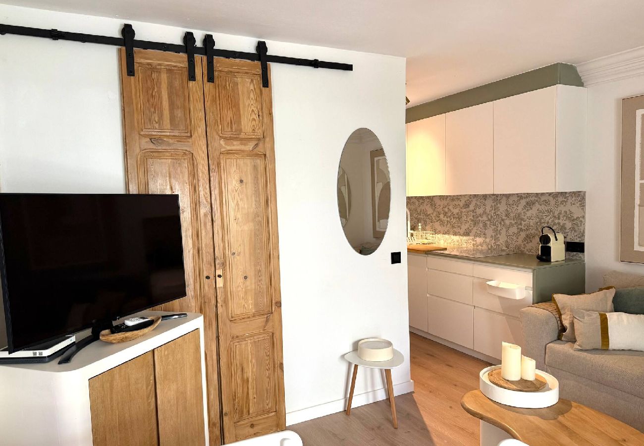 Residence a Calan Porter - Small Boutique Apartment to Never Forget 