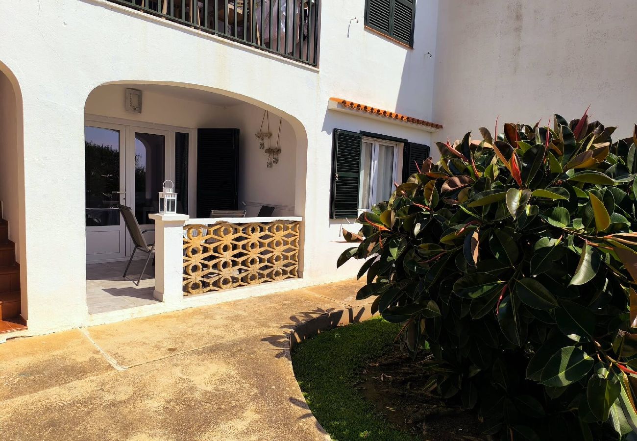 Appartamento a Es Mercadal - Apto 2 habitaciones (piscina y aire acondicionado) 